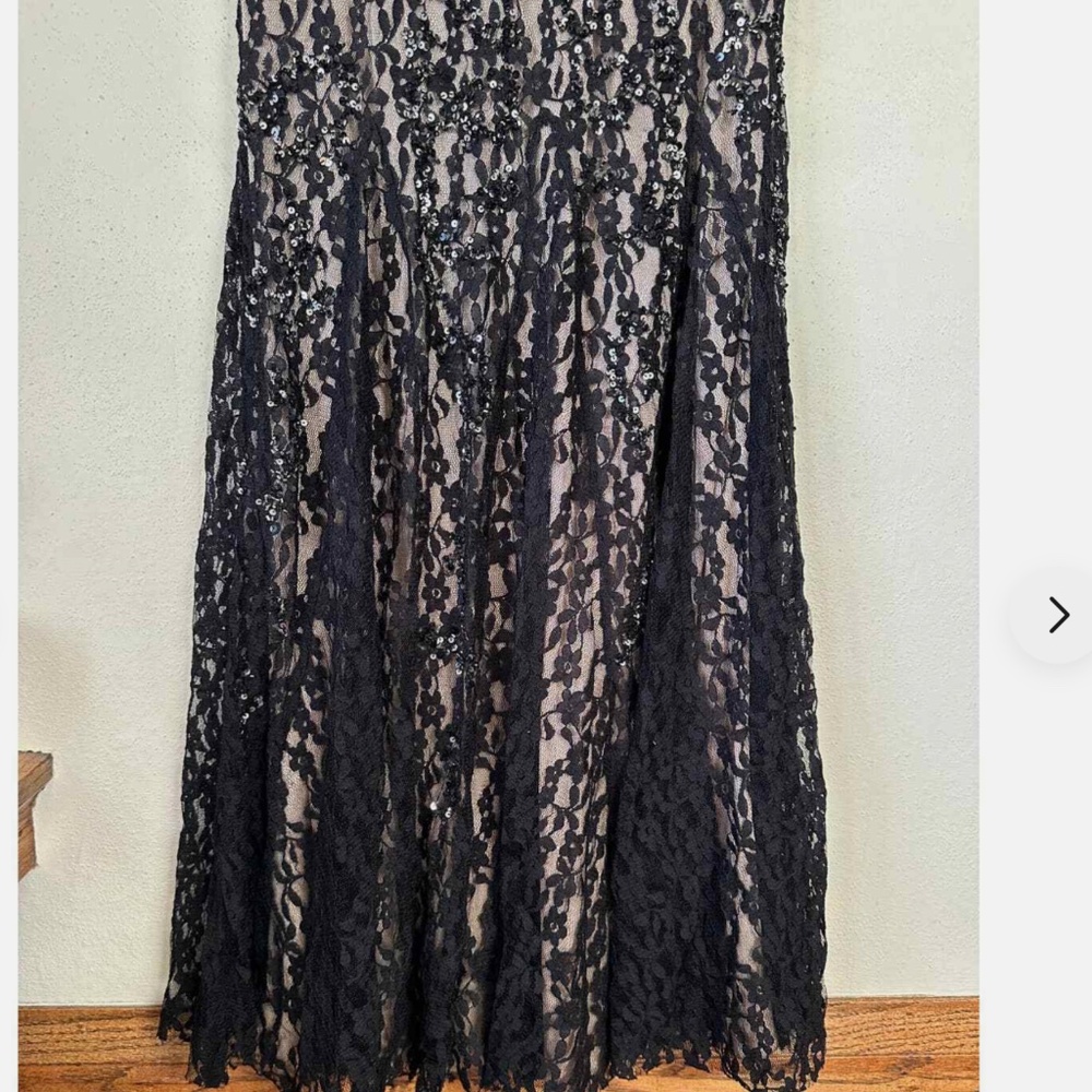 Cache Black Lace Sequined Pleated Bottom Gown Ful… - image 5